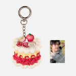 (PRE-ORDER) SUNGCHAN - [ARTIST BIRTHDAY] OFFICIAL MD CROCHET MINI CAKE KEYRING