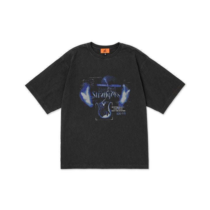 TXT - [2026 MOA CON] (OFFICIAL MD S/S T-Shirt (Beautiful Strangers