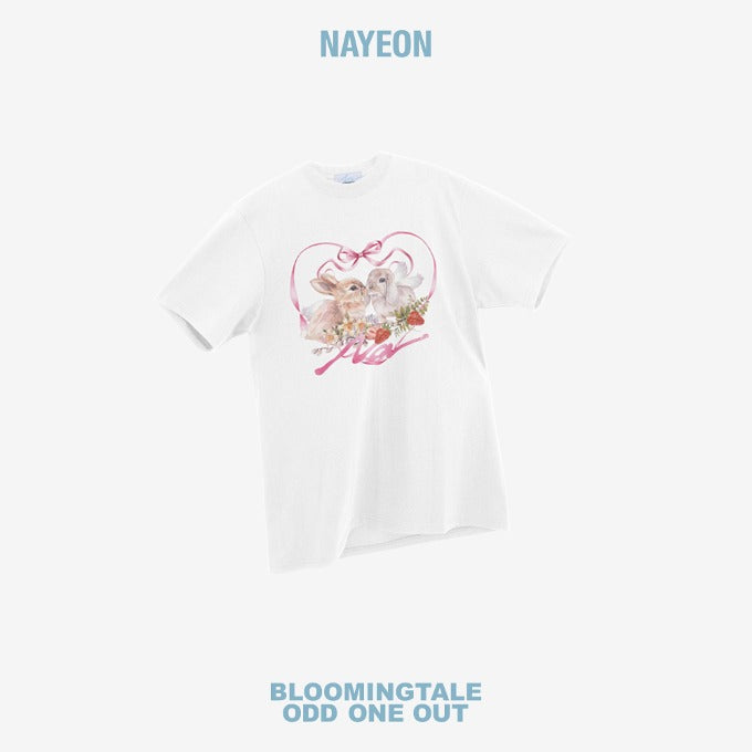 TWICE NAYEON 09 ユニフォーム　おまけナヨンタオル TWICE NAYEON - [NA] OFFICIAL MD ODDONEOUT T-SHIRT – kpopalbums.com