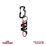 (PRE-ORDER) ITZY - [TUNNEL VISION] POP UP STORE MD METAL CARABINER KEYRING