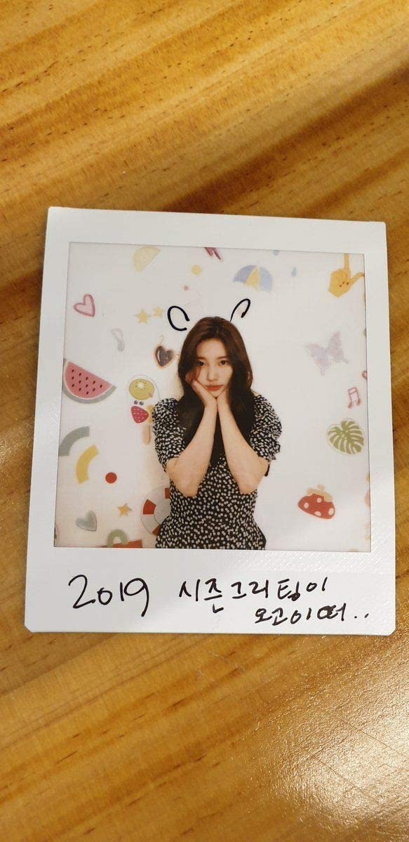 Suzy - [2019 Season's Greetings] – kpopalbums.com
