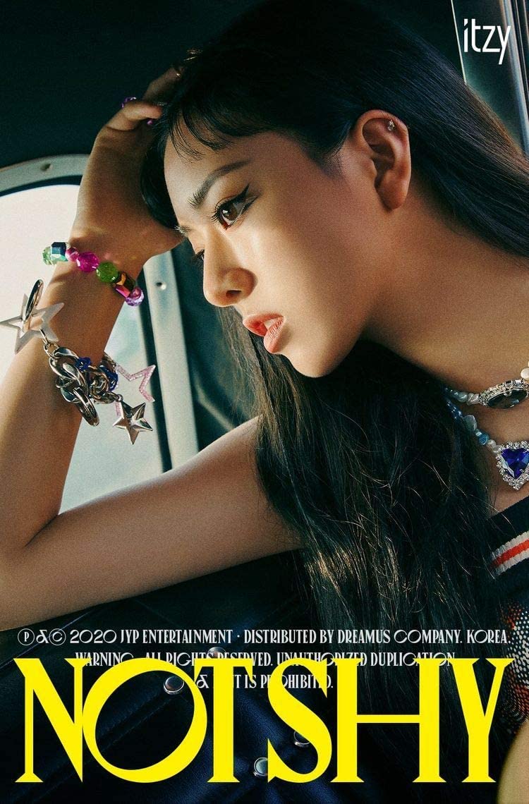 ITZY mwave NOTSHY サイン アルバム リュジン B Amazon.co.jp: ITZY - Not Shy (ランダムバージョン): ミュージック
